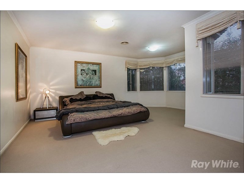 914 High Street Road, Glen Waverley VIC 3150