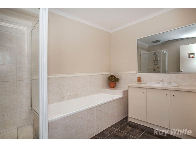 23/36-40 Hennessy Way, Dandenong North VIC 3175