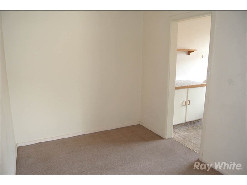 1/4 Batten Street, Glen Waverley VIC 3150