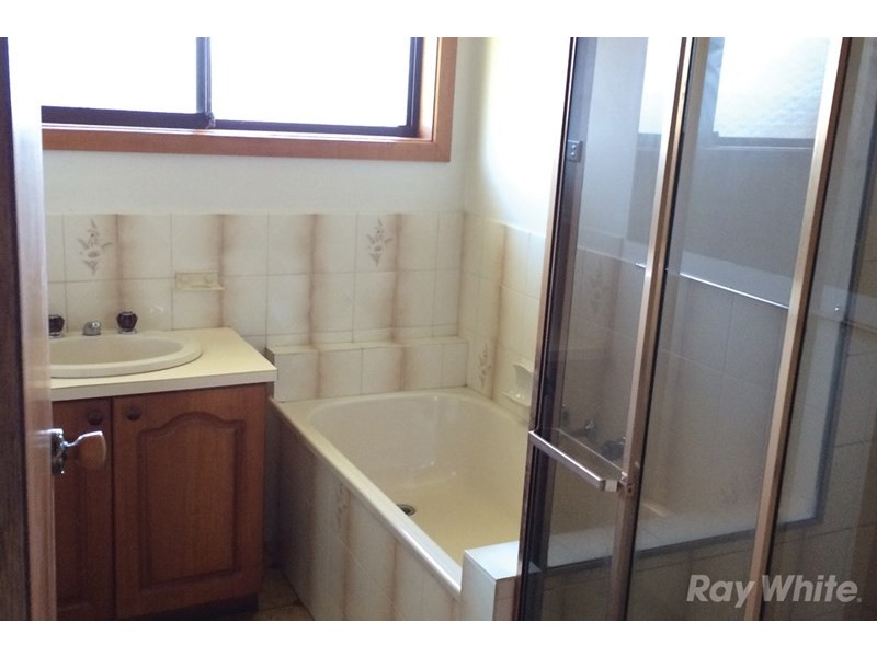 2/1 Beacon Street, Glen Waverley VIC 3150