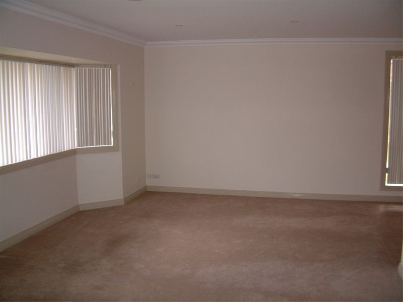 12 Myrtle Street, Glen Waverley VIC 3150