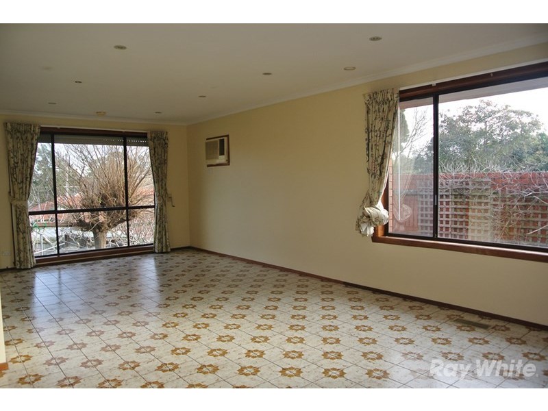 33 Bradstreet Road, Mount Waverley VIC 3149