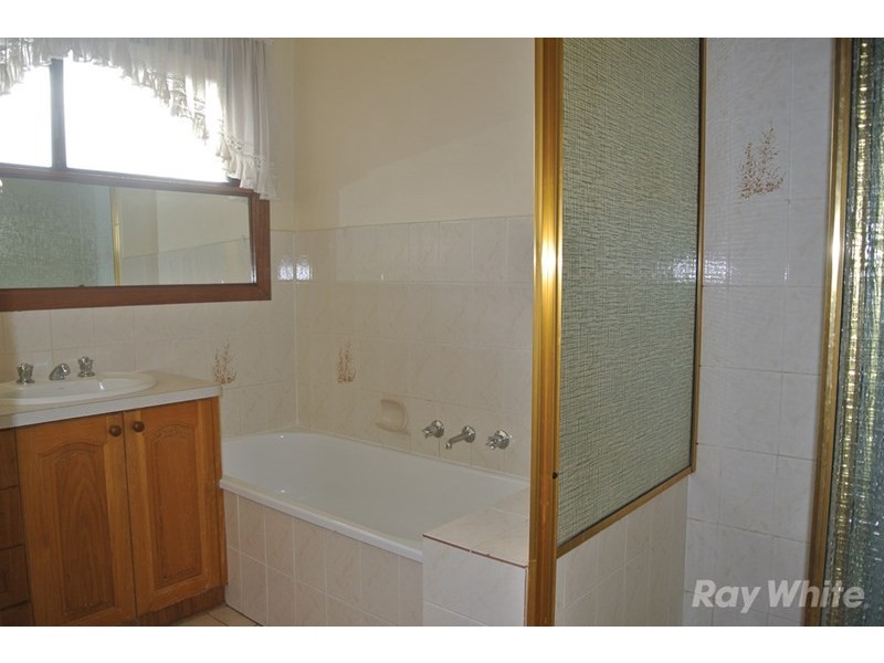 33 Bradstreet Road, Mount Waverley VIC 3149