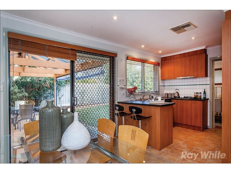 6 Calderwood Avenue, Wheelers Hill VIC 3150