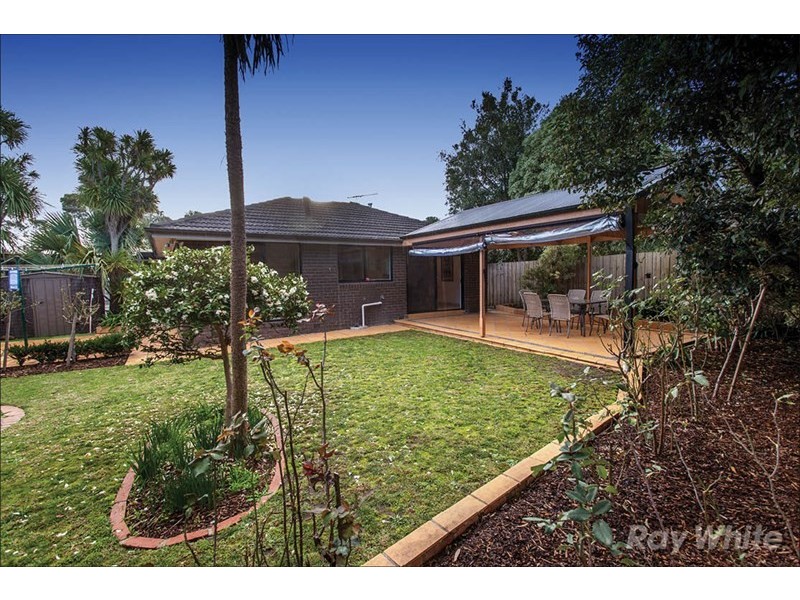 6 Calderwood Avenue, Wheelers Hill VIC 3150