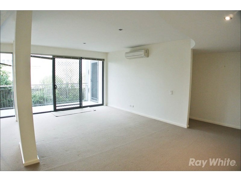 3/2-4 Blair Road, Glen Waverley VIC 3150
