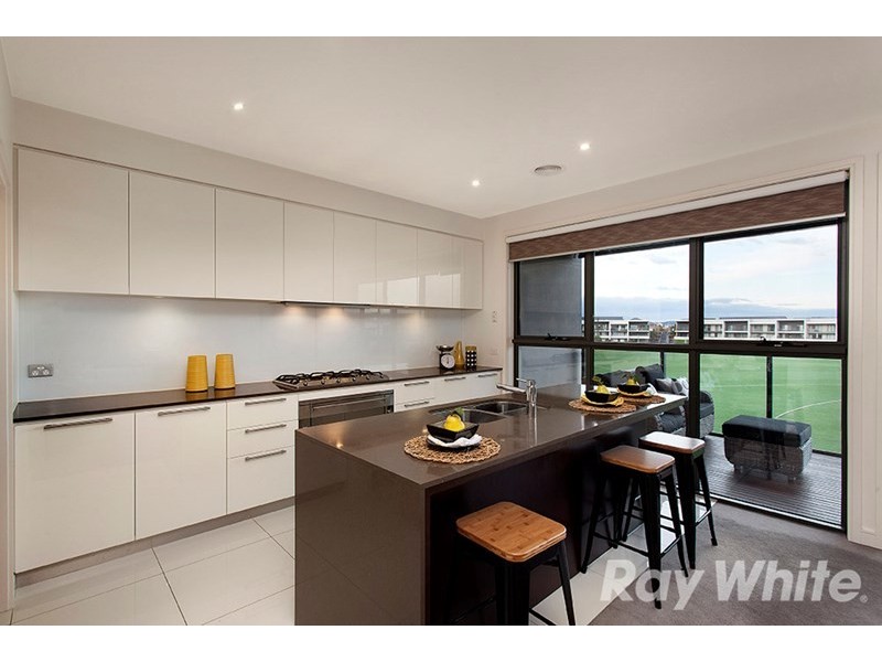 4 Peterleigh Place, Mulgrave VIC 3170