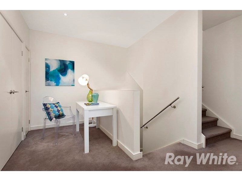 4 Peterleigh Place, Mulgrave VIC 3170