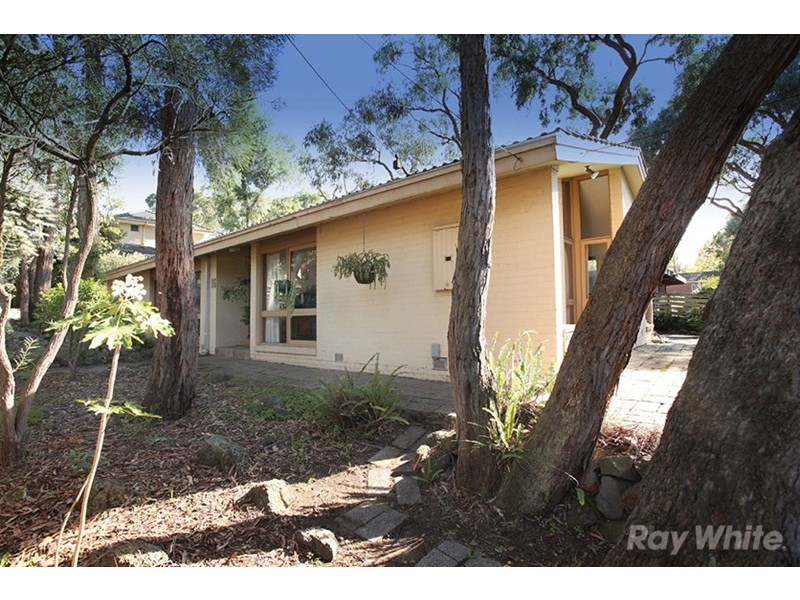 15 Compton Street, Glen Waverley VIC 3150