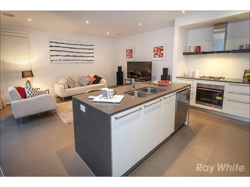 9 Beaconsfield Road, Mulgrave VIC 3170