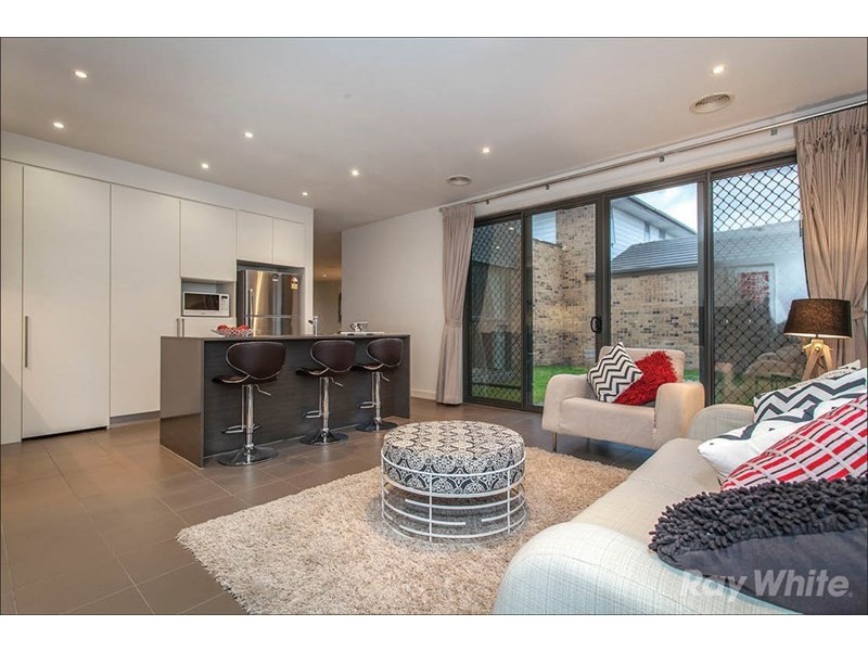 9 Beaconsfield Road, Mulgrave VIC 3170