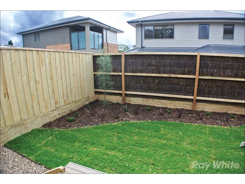 2/607-609 Wellington Road, Wheelers Hill VIC 3150