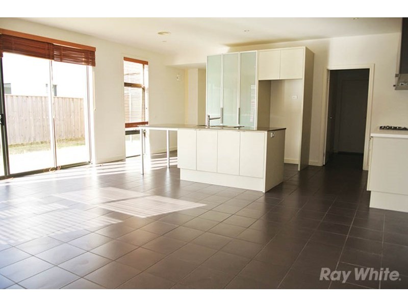 64 Stadium Circuit, Mulgrave VIC 3170