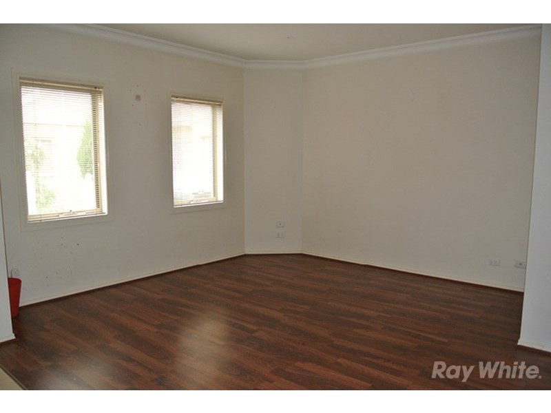 11/2 Mckelvie Court, Glen Waverley VIC 3150