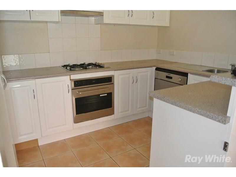 11/2 Mckelvie Court, Glen Waverley VIC 3150