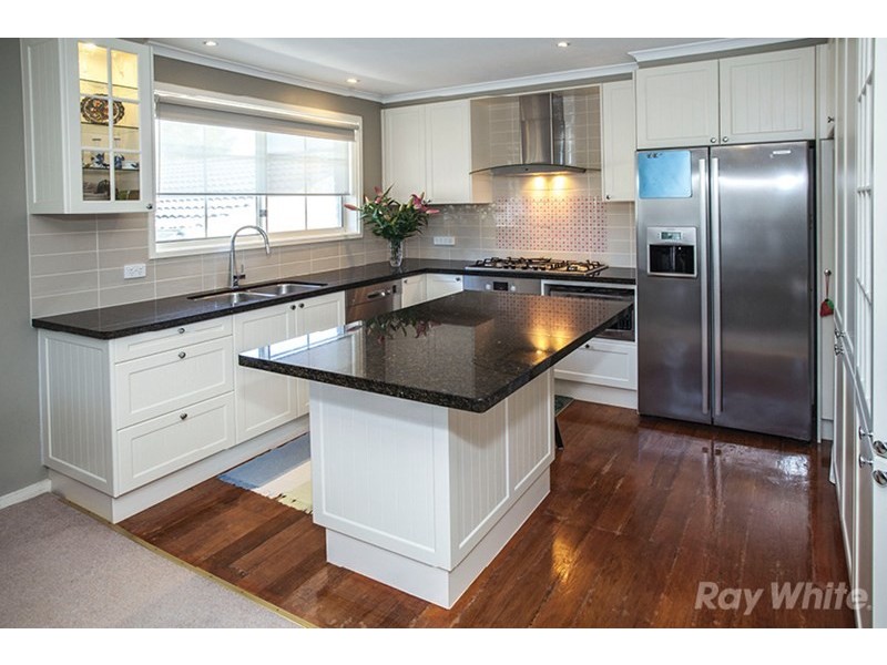 1 Camelot Drive, Glen Waverley VIC 3150