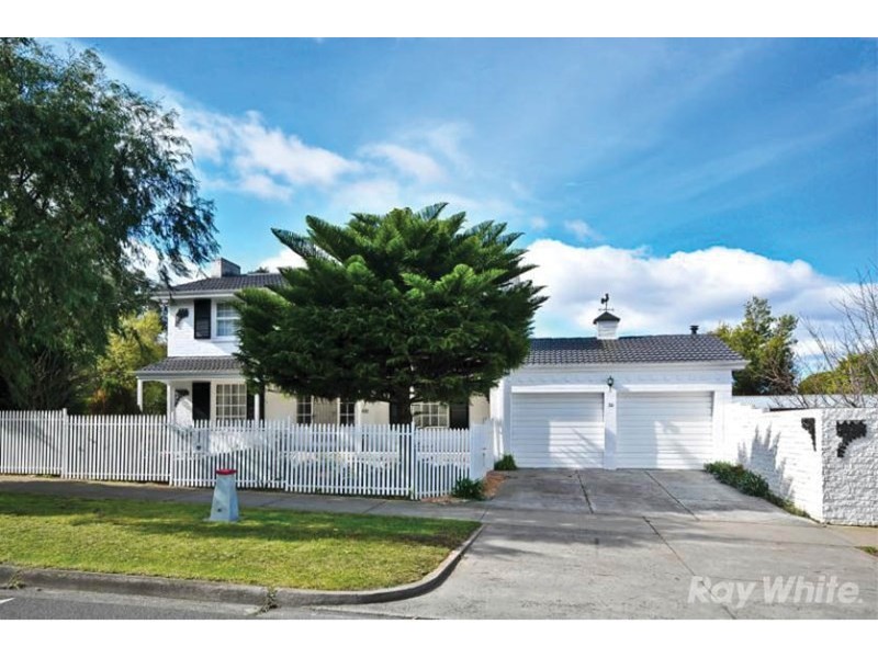 32 Brandon Park Drive, Wheelers Hill VIC 3150