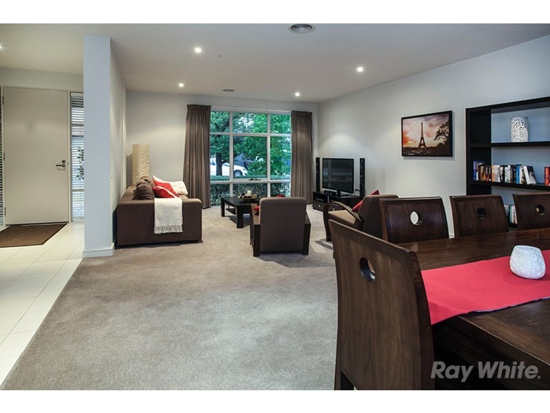 2 Malone Grove, Mulgrave VIC 3170