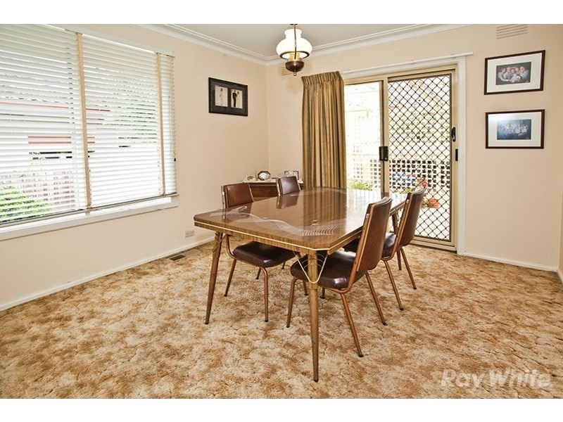 45 Hillview Crescent, Mount Waverley VIC 3149