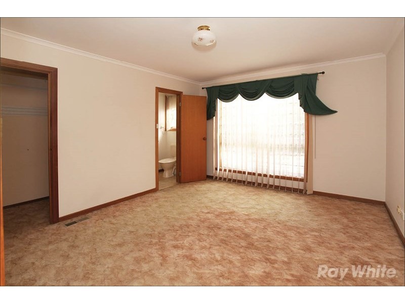 1/15 Selbourne Way, Mulgrave VIC 3170