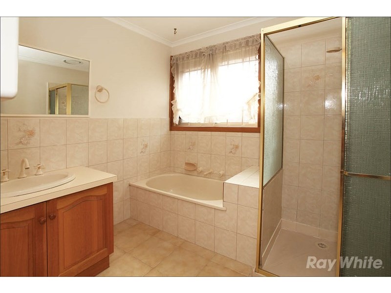 1/15 Selbourne Way, Mulgrave VIC 3170