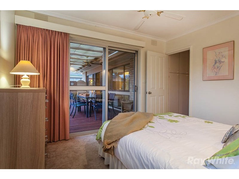 2 Walnut Court, Mulgrave VIC 3170