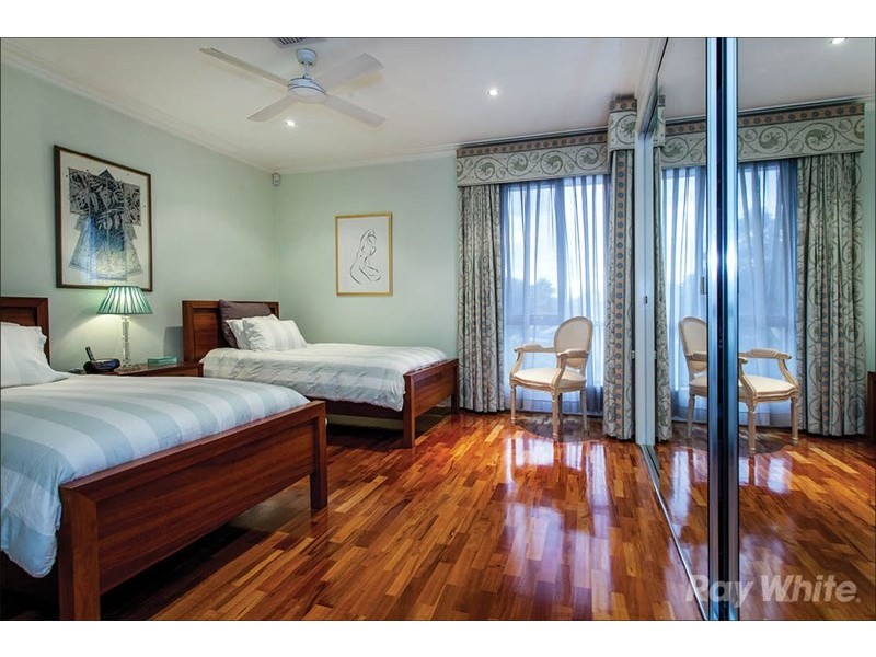 1/305 Gallaghers Road, Glen Waverley VIC 3150