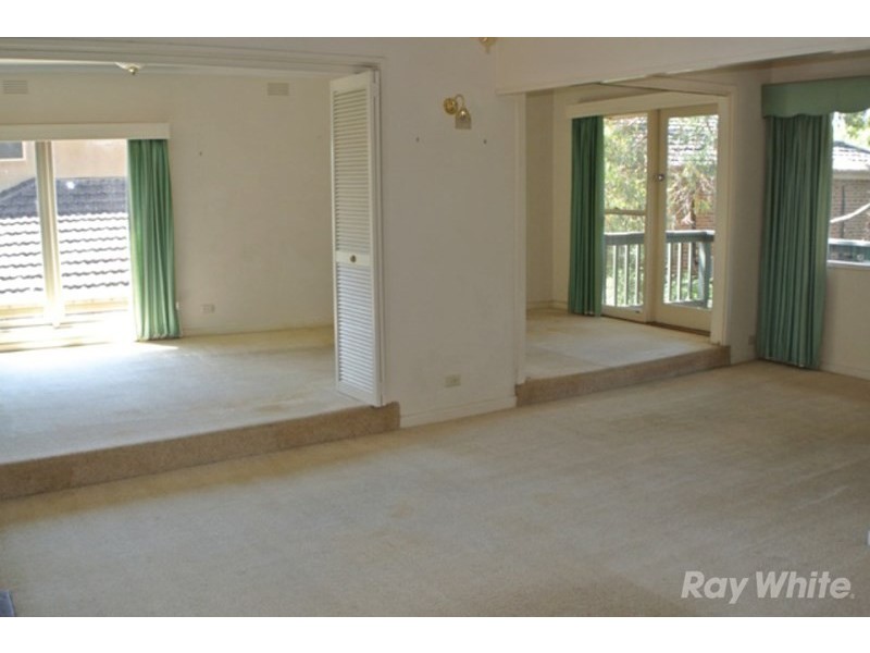 45 Aurisch Avenue, Glen Waverley VIC 3150