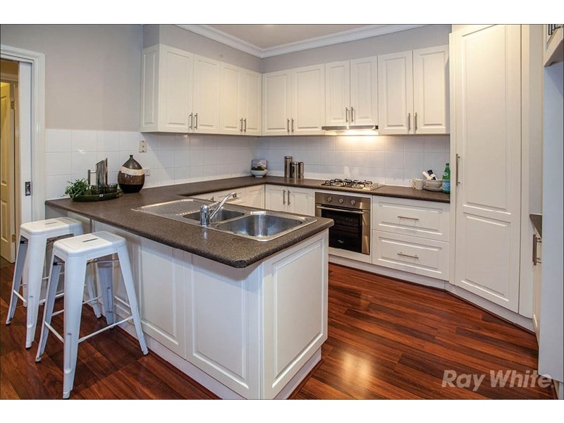 2/10 Mountain Crescent, Mulgrave VIC 3170