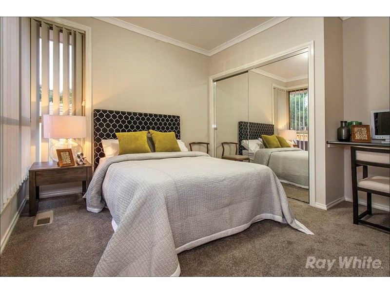 2/10 Mountain Crescent, Mulgrave VIC 3170