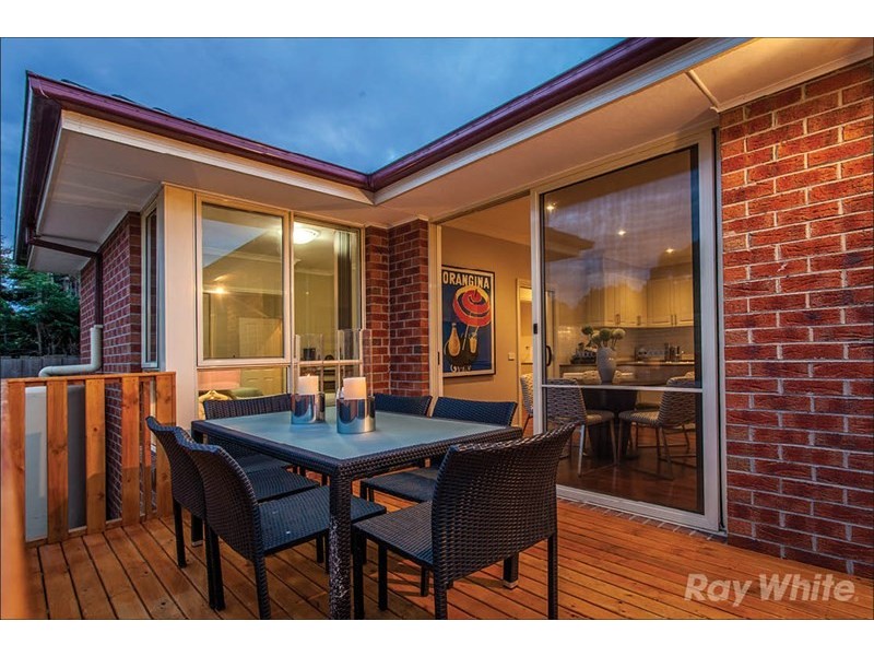 2/10 Mountain Crescent, Mulgrave VIC 3170