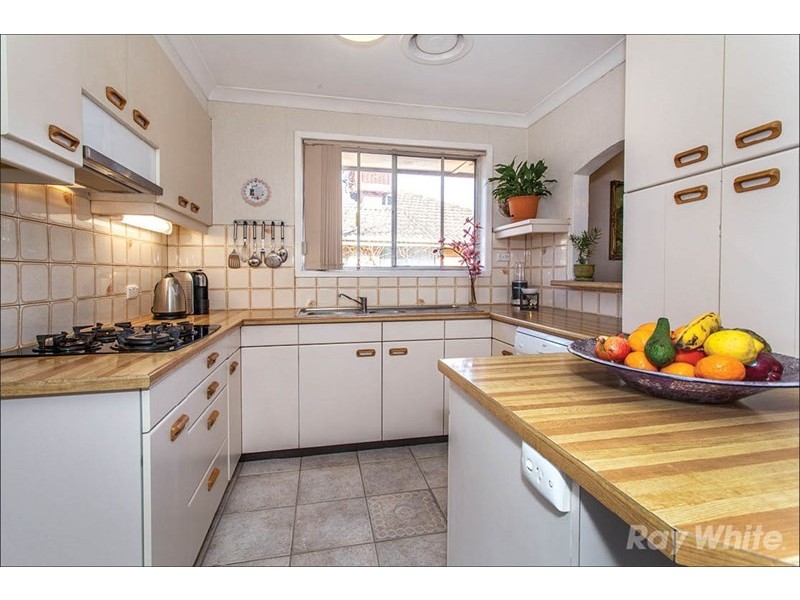 30 Denver Crescent, Mulgrave VIC 3170