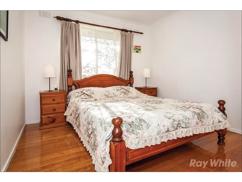 30 Denver Crescent, Mulgrave VIC 3170