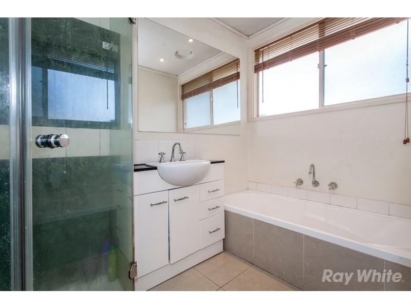 11 Stratford Court, Mulgrave VIC 3170