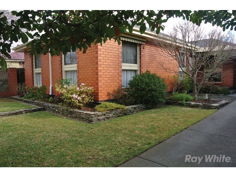 54 Banbury Street, Burwood East VIC 3151