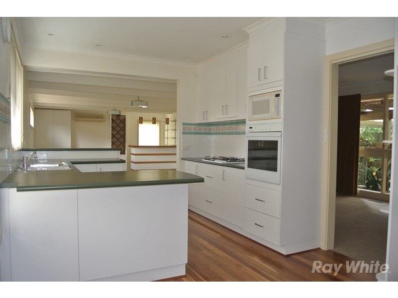 54 Banbury Street, Burwood East VIC 3151