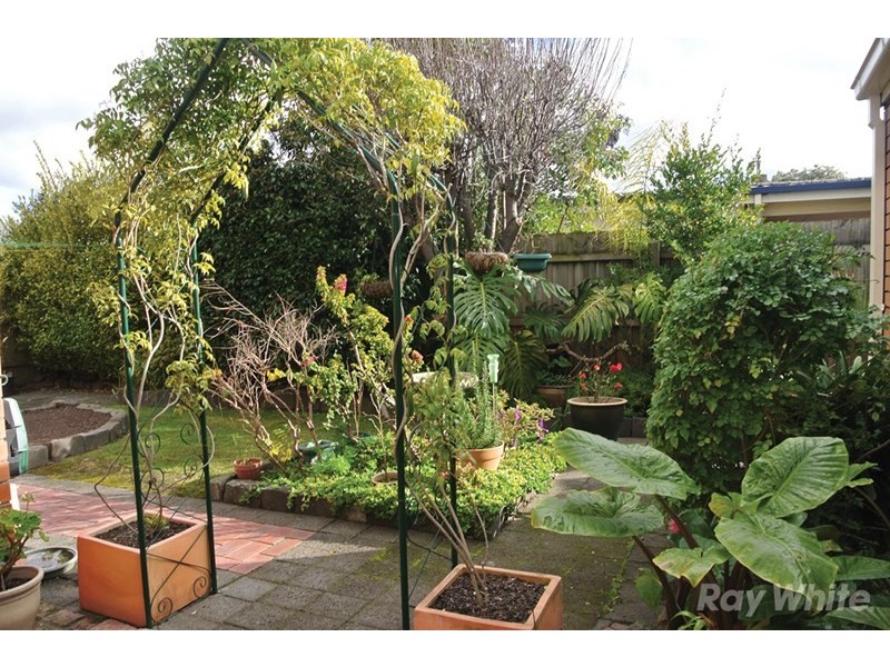 54 Banbury Street, Burwood East VIC 3151