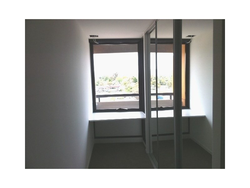 803/39-55 Kingsway, Glen Waverley VIC 3150