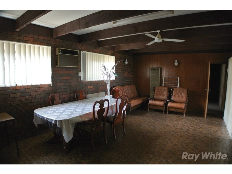 4 Sandowen Avenue, Burwood East VIC 3151