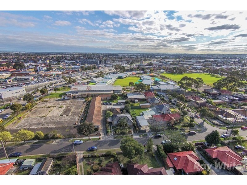 2 Wattle Street, Springvale VIC 3171