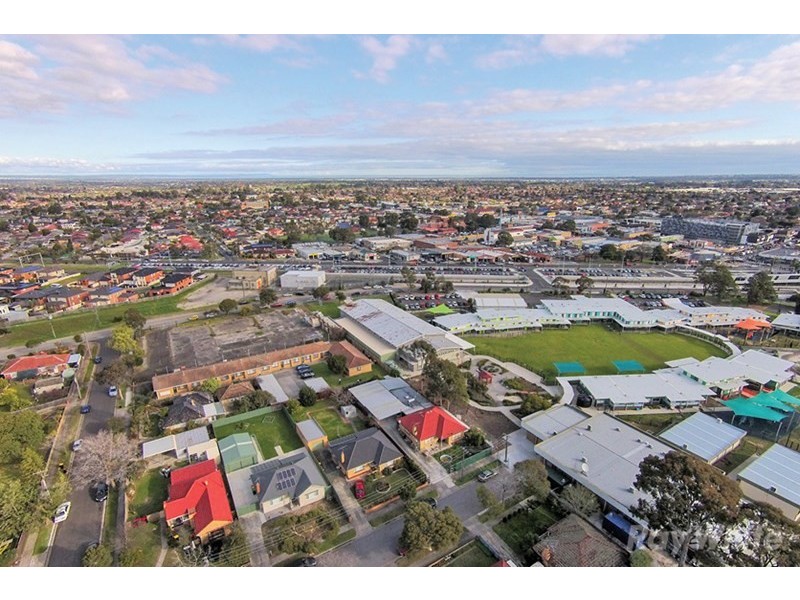 2 Wattle Street, Springvale VIC 3171