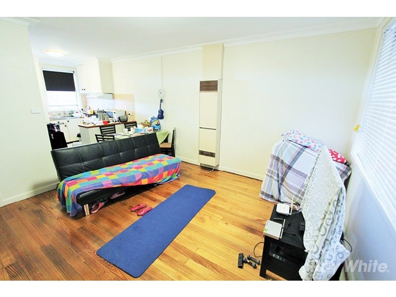 2 Wattle Street, Springvale VIC 3171