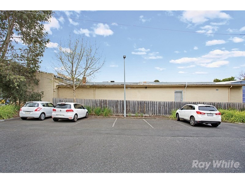 7 Coleman Parade, Glen Waverley VIC 3150