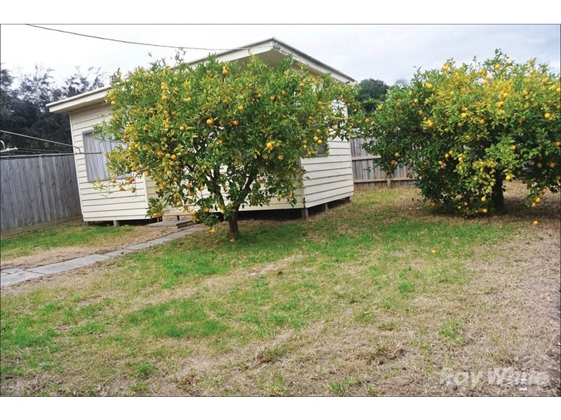 49 Folkestone Road, Glen Waverley VIC 3150