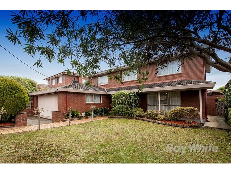 15 Baranbali Drive, Vermont South VIC 3133