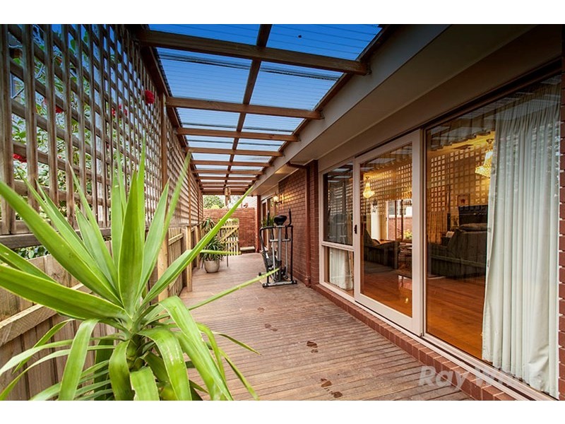 15 Baranbali Drive, Vermont South VIC 3133