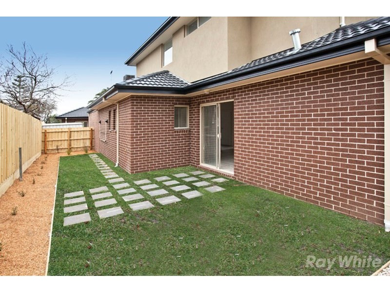 2/6 Roberts Avenue, Mulgrave VIC 3170