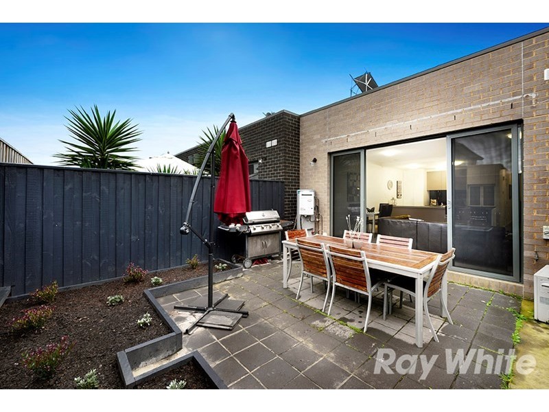 12 Anfield Crescent, Mulgrave VIC 3170