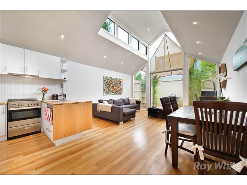 11 Heath Street, Port Melbourne VIC 3207