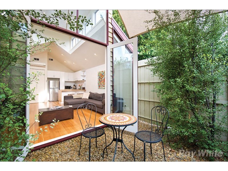 11 Heath Street, Port Melbourne VIC 3207